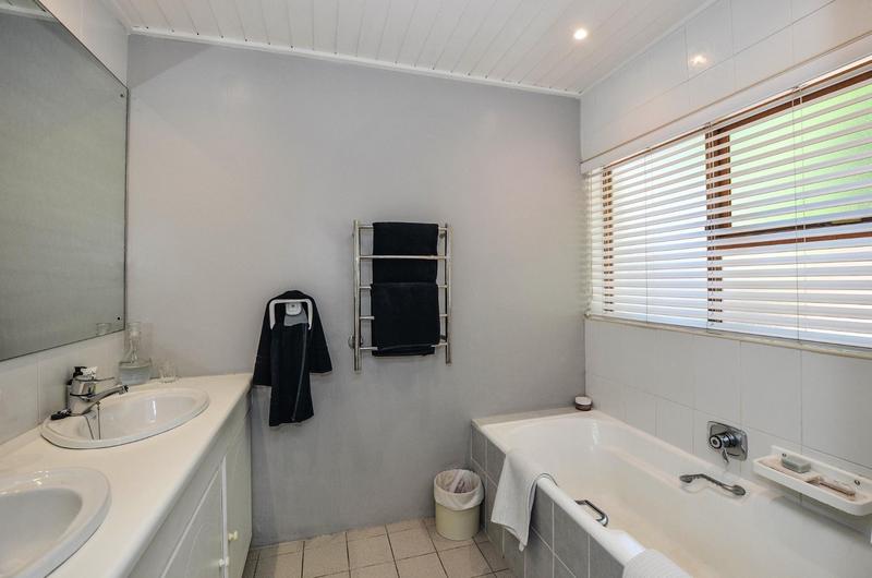 6 Bedroom Property for Sale in Welgemoed Western Cape